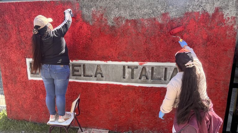 Escuela Italia lidera iniciativa de hermoseamiento en Rahue Bajo