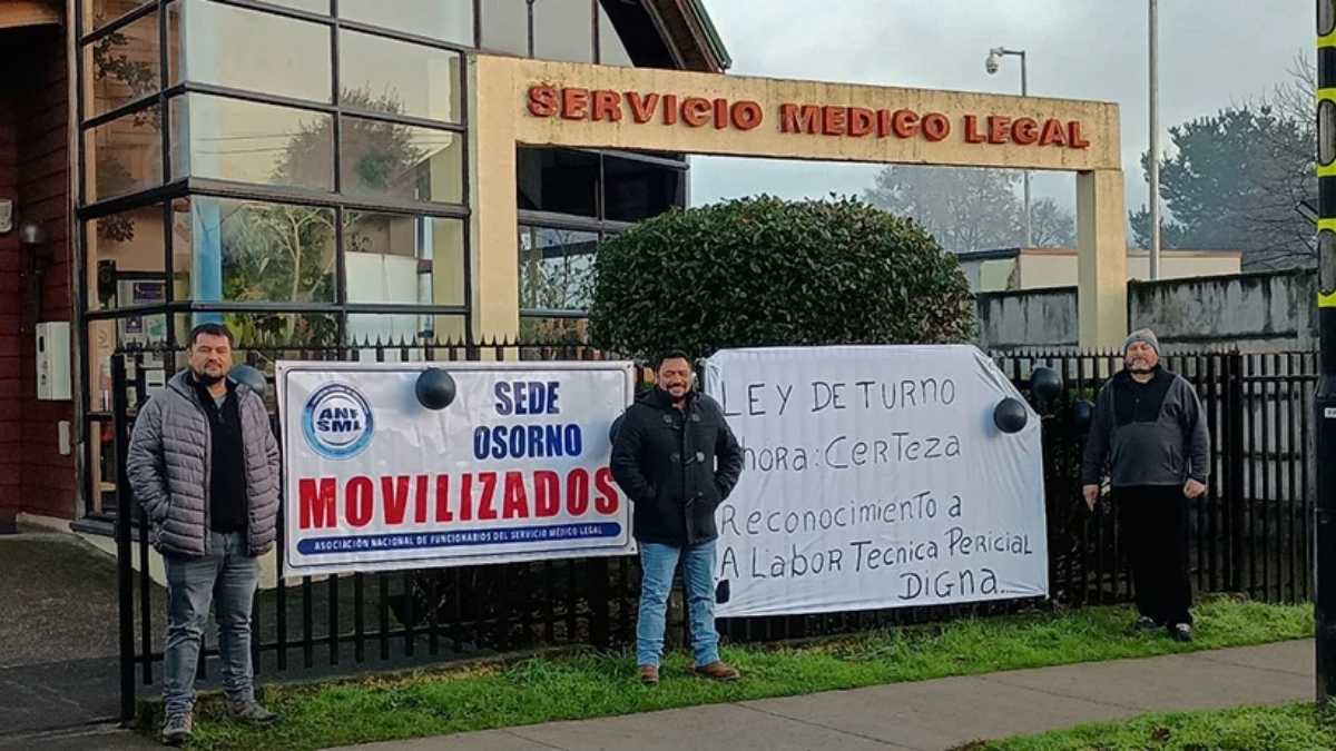 Paro indefinido en el SML de Osorno provoca retrasos en autopsias y entrega de cuerpos a familias 11 Paro indefinido en el SML de Osorno provoca retrasos en autopsias y entrega de cuerpos a familias