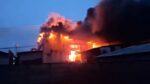 Seis compañías de Bomberos controlaron incendio en vulcanización de Puerto Montt 1 Seis companias de Bomberos controlaron incendio en vulcanizacion de Puerto Montt