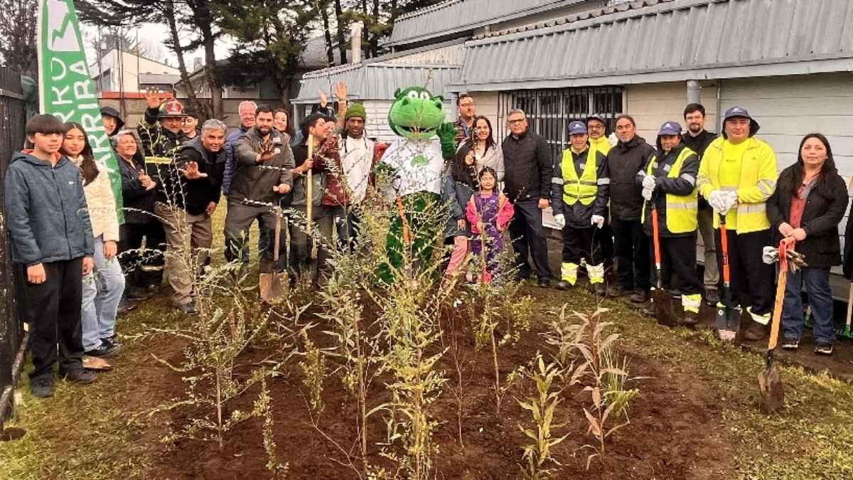 Biblioteca de Francke inaugura bosque Miyawaki y suma biodiversidad a Osorno 5 Biblioteca de Francke inaugura bosque Miyawaki y suma biodiversidad a Osorno