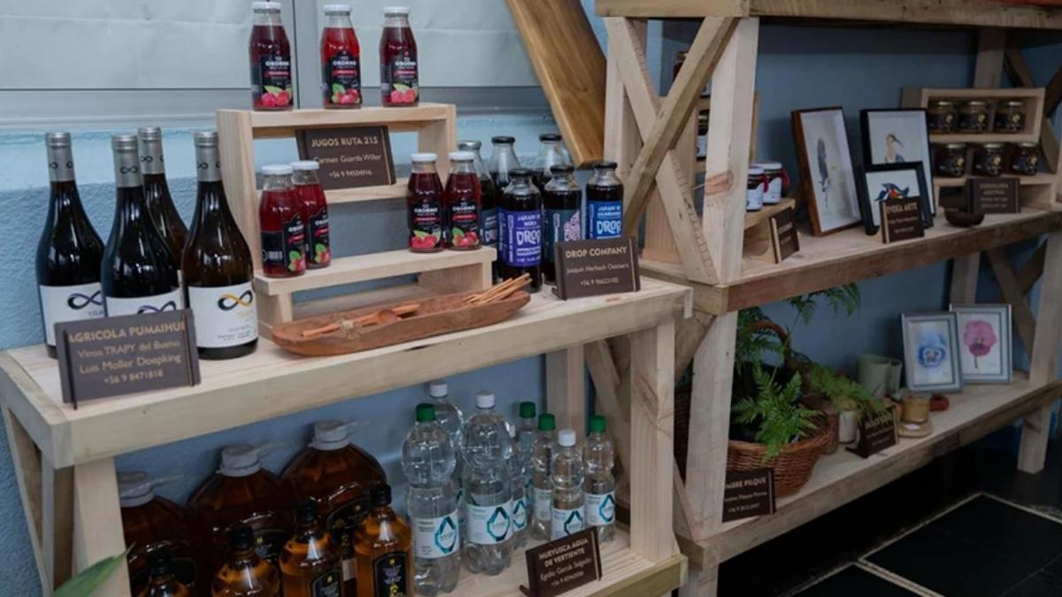 Corposorno inaugura espacio fijo para vender y exhibir productos locales 6 Corposorno inaugura espacio fijo para vender y exhibir productos locales