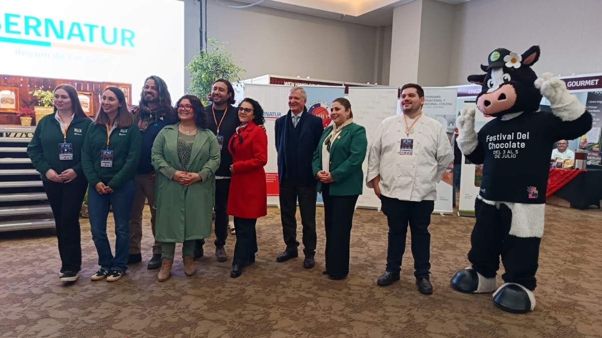 Festival del Chocolate de Osorno entrega $4,5 millones a dos clubes 16 Festival del Chocolate de Osorno entrega 45 millones a dos clubes