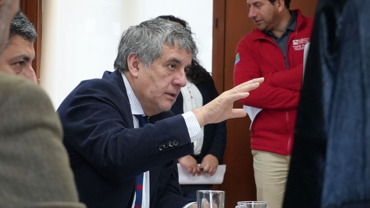 GORE Los Lagos y Carabineros sellan plan bianual por $22 mil millones 5 GORE Los Lagos y Carabineros sellan plan bianual por 22 mil millones