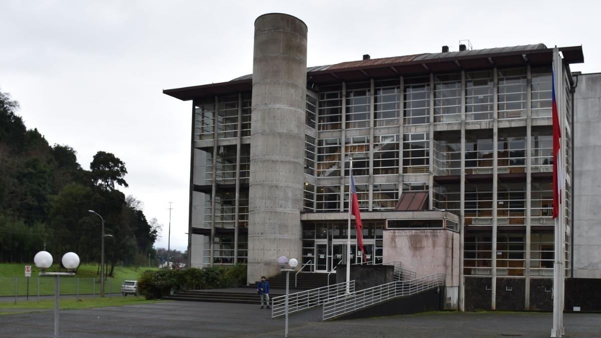 Juzgado ordena reclusión intrahospitalaria de imputado tras tiroteo en Valdivia 6 Juzgado ordena reclusion intrahospitalaria de imputado tras tiroteo en Valdivia